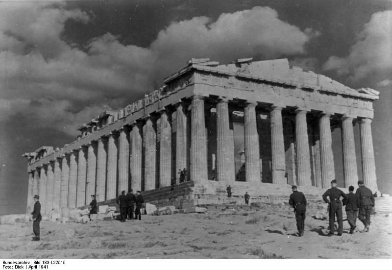Deutsche Besatzer auf der Akropolis 1941