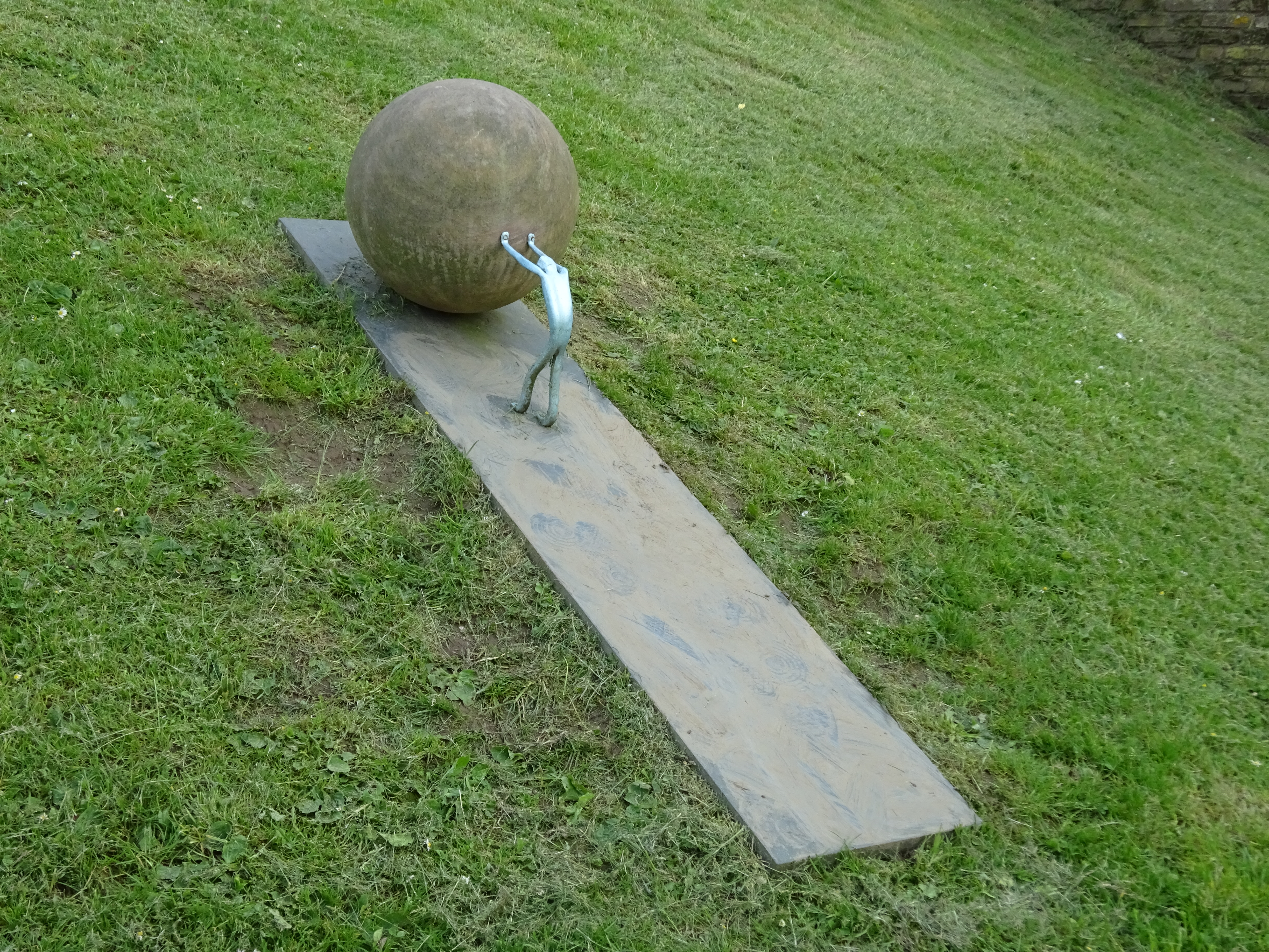 Skulpturenpark Rees 2016, Ernesto Marques - Sisyphos