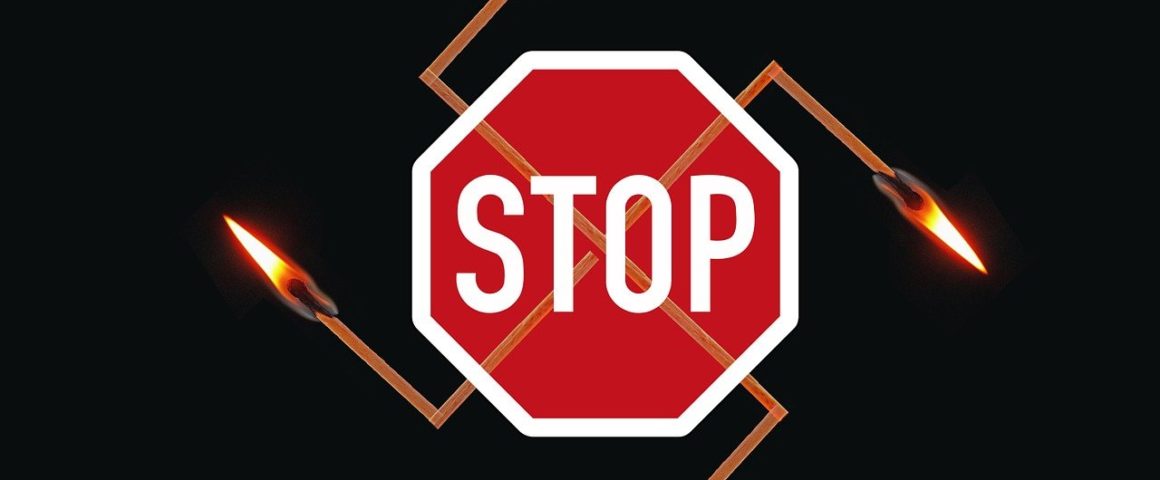 STOP-Schild - Gegen Nazis