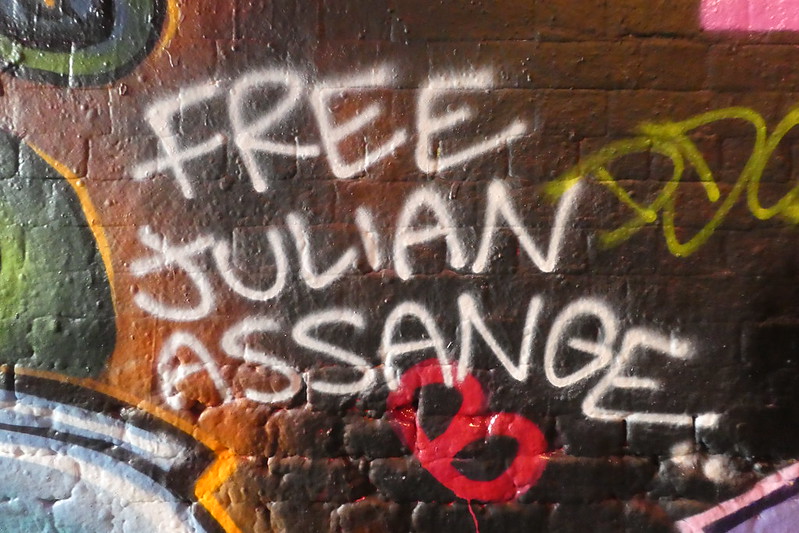 Grafitti Julian Assange