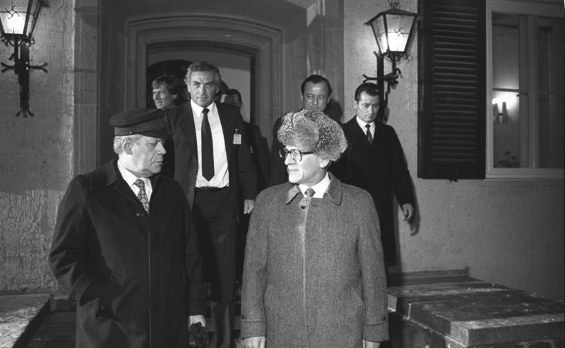 13.12.1981: Treffen Helmut schmidt und Erich Honecker