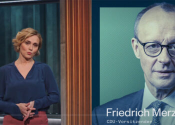 Caren Miosga und Friedrich Merz, Screenshot des Eröffnungsbilds der neuen Talkshow von Caren Miosga