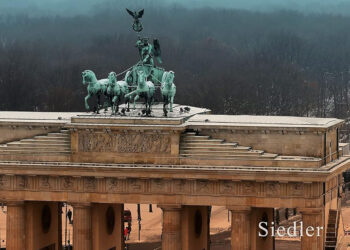 Tausend Aufbrüche - Buchtitel