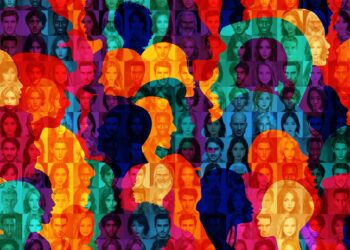 Bunte Umrisse von Menschen, Symbolbild für Diversität