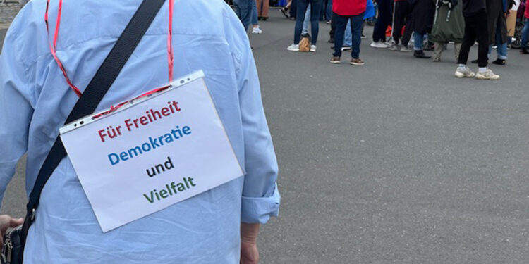 Protestschild Demonstration 1.6.2024 Köln