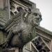 Dämon als Wasserspeier einer Kathedrale