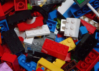 Legosteine wild durcheinander