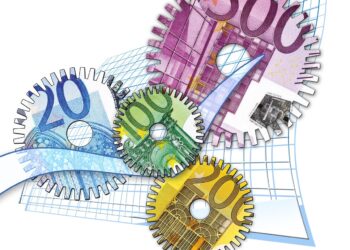 Euroscheine als Räderwerk einer Uhr