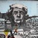 Gesicht von Trump als Turm eines Panzers, Grafitti