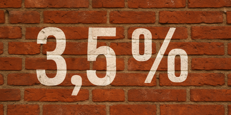 Auf einer roten Backsteinmauer steht 3,5%