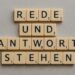 Scrabble Spielsteine "Rede und Antwort Stehen"
