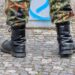 Füße/Stiefel eines Bundeswehrsoldaten