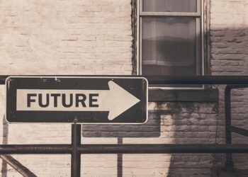 Einbahnstraßenschild mit Aufschrift "Future"