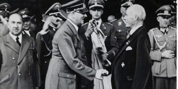 Hitler mit dem "Familienunternehmer" Gustav Krupp von Bohlen und Halbach