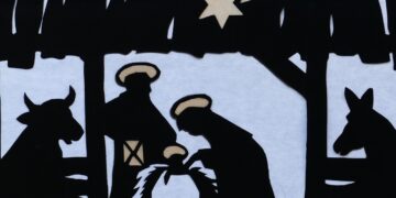 Weihnachtskrippe als Scherenschnitt