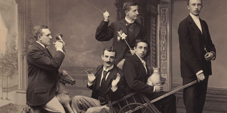 Vorstand der K.St.V. Arminia Bonn im Wintersemester 1896/97, rechts Konrad Adenauer