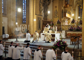 Hochamt im Dom zu Paderborn