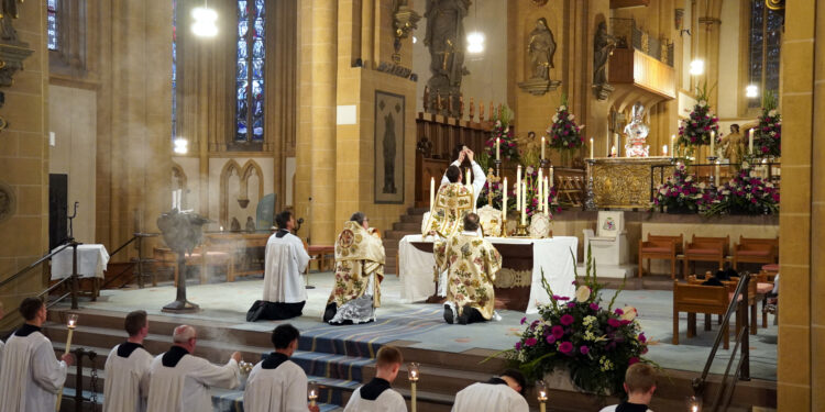 Hochamt im Dom zu Paderborn