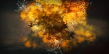 Explosion, Feuerball mit Rauch