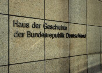 Außenwand Eingangsbereich Haus der Geschichte