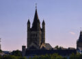 SIlhouette von Köln, mit KI bearbeitet (ChatGPT)